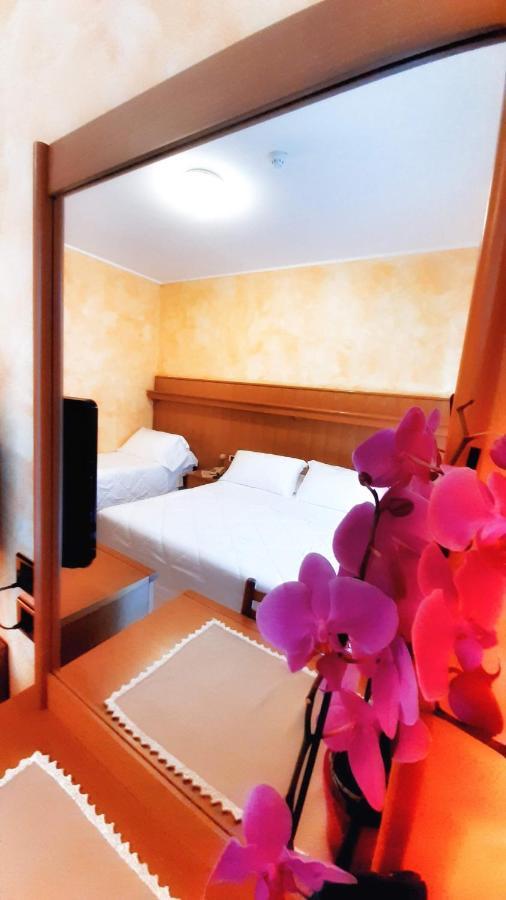 Hotel & Wellness Fra I Pini Lignano Sabbiadoro Exterior photo
